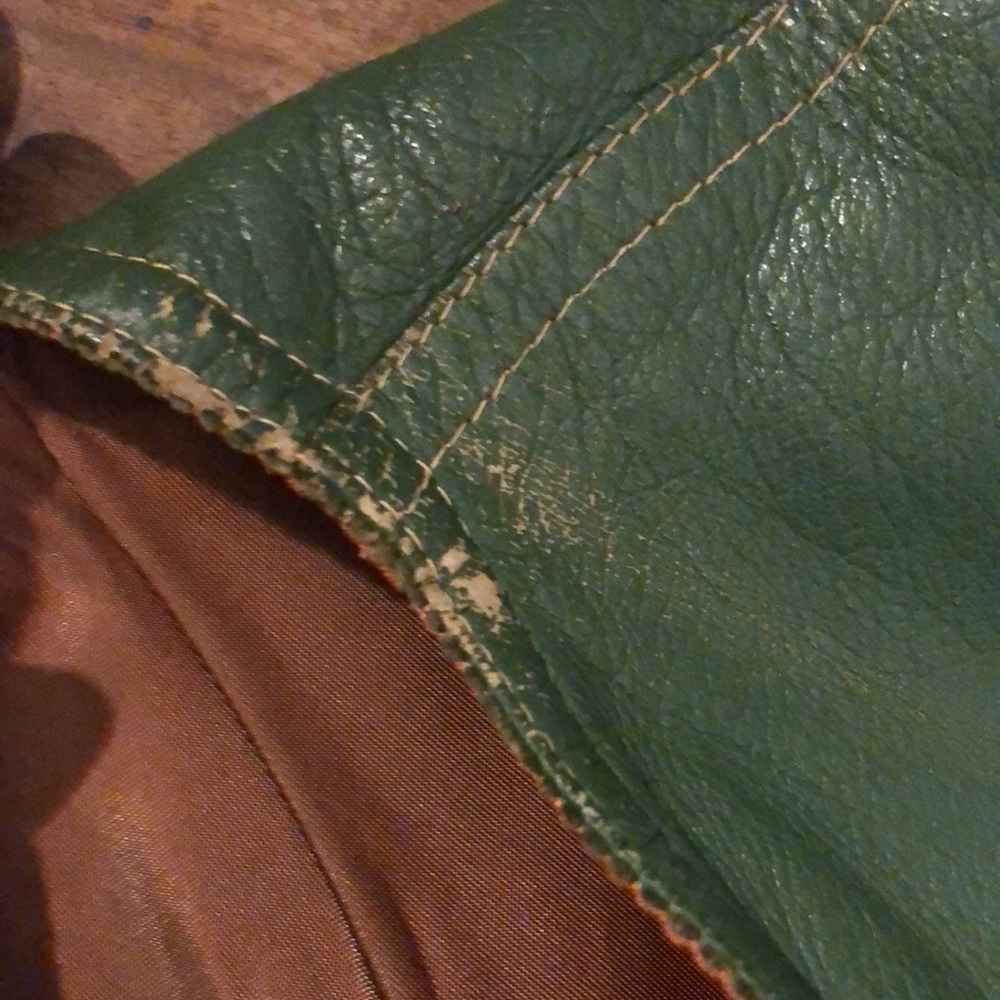 Unique Vintage Saks Fifth Ave Green soft lamb skin Leather Vest - Picture 7 of 9